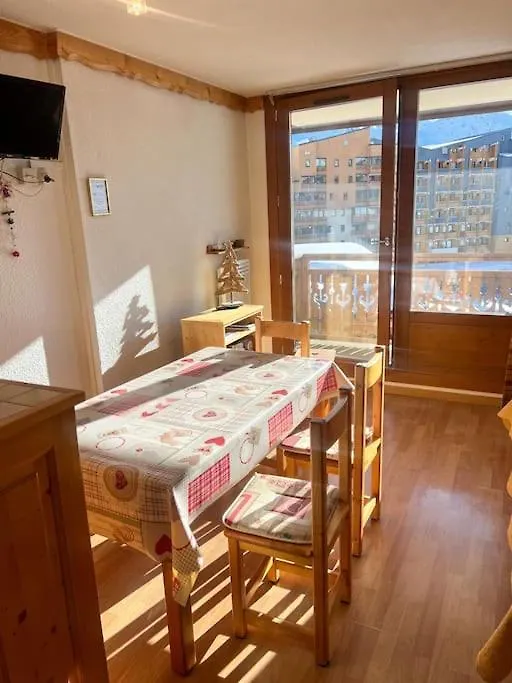 Centre Village 6 Personnes Val Thorens